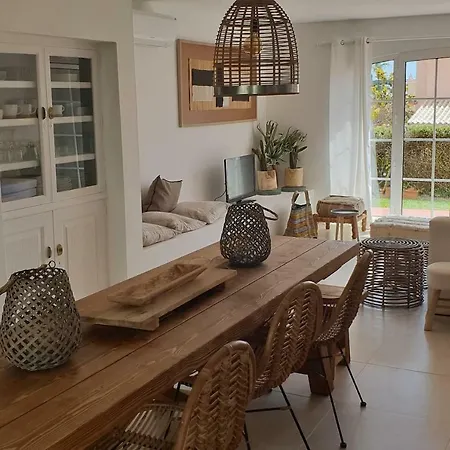 Old Village Design 3 Bedroom Townhouse