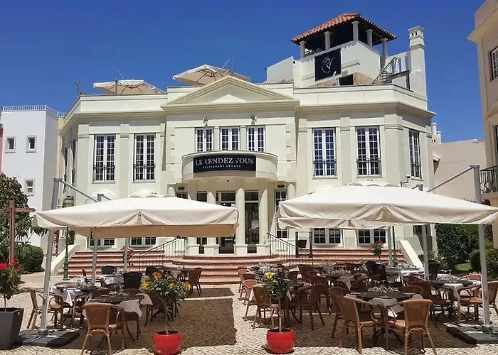 بيت للعطل Old Village Design 3 Bedroom Townhouse *